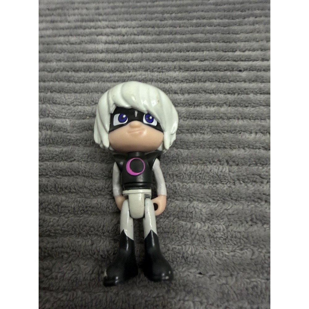 PJ MASKS LUNA GIRL 3" ACTION FIGURE JUST PLAY DISNEY JUNIOR FROG BOX VILLAIN VIN